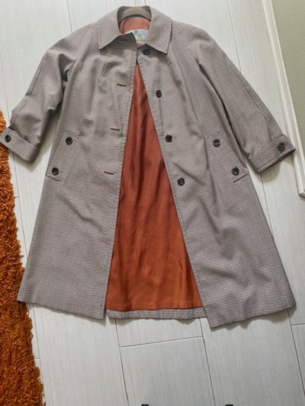 Aquascutum womens houndstooth trench or raincoat
